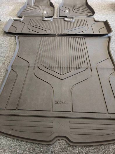 Tesla Model Y Rubber Matt set