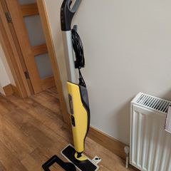 Karcher SC3 steam cleaner