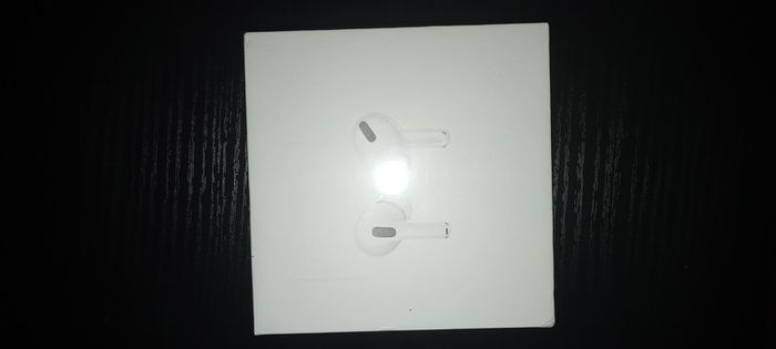 apple airpods pros