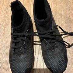 Adidas Football boots size 2.5 (35)