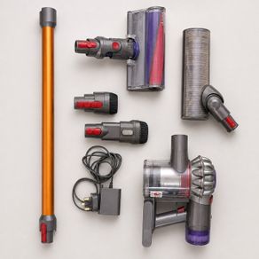 Dyson V8 Vacuum Cleaner