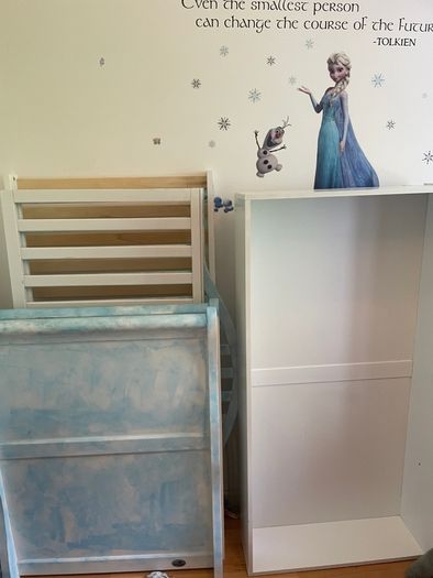 Cot bed