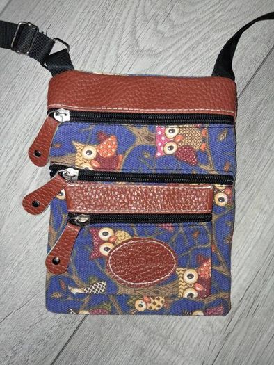 1 Euro Each To Clear!! - Variety Of Bags - Make Up, Toiletries, School, Etc