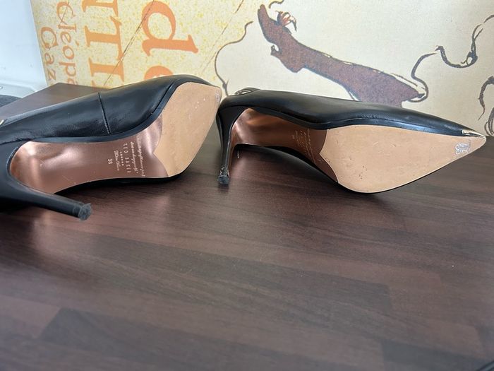 Ted Baker Jasemin Cutout Leather Courts