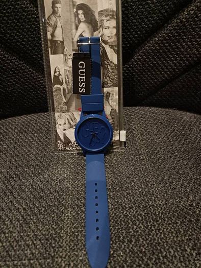 Guess watch original. Brand New