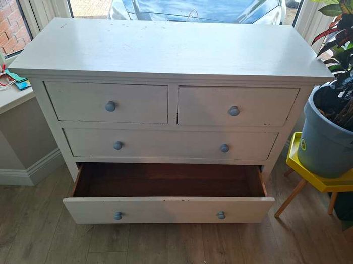 Chest of Drawers