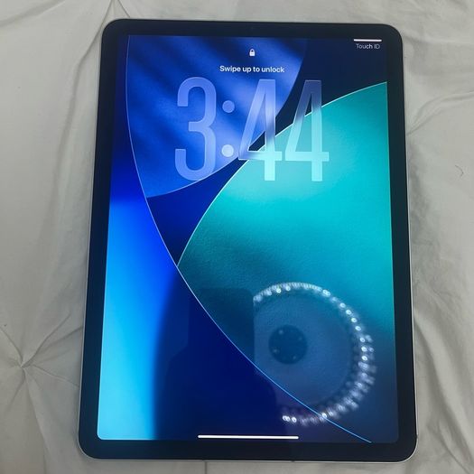 Ipad air 4th generation (64gb)