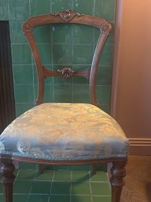 Occasion chair