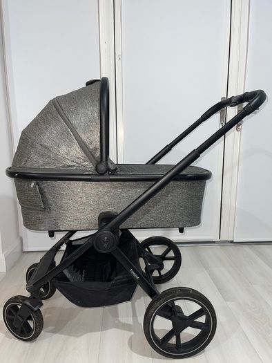 Venicci Tinum travel system