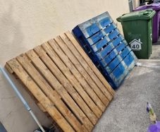 pallets x 2