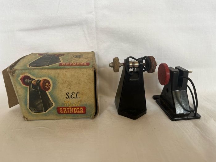 Vintage SEL model grinder and Multum model grinder