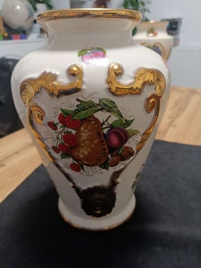 Vintage Ceramic English