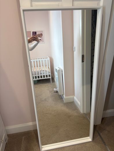 White Mirror