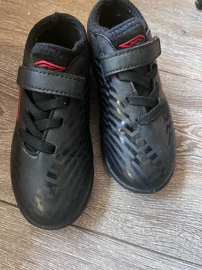 Kid Umbro astro boots (size 10UK)