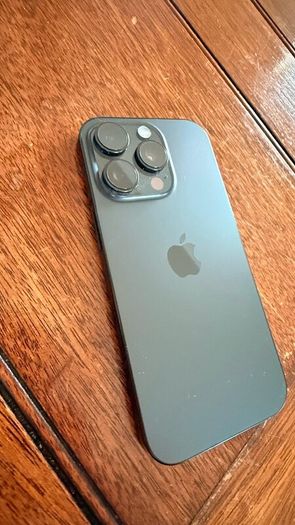 Appel iPhone 16 pro 256Gb