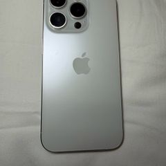 iPhone 15 pro white