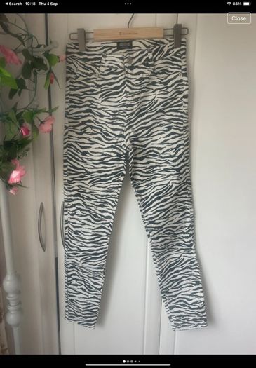 jeans Zara high rise skinny animal print size 12