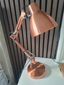 Adjustable lamp