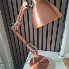 Adjustable lamp