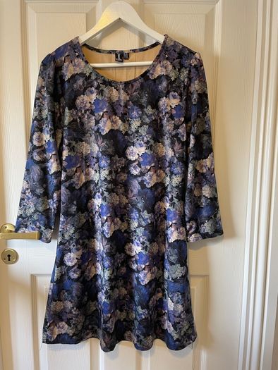Izabel Dress (Size 12-14)