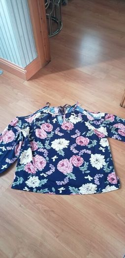 top cold shoulder size 20 shein  2xl curve