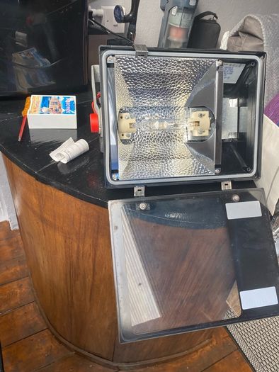 floodlight