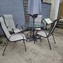 table and chairs Image 2