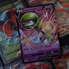 Gardevoir V ! Ultra Rare ! from Champions Path Set ! 2020 ! Pokemon Card !