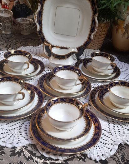 Aynsley tea set