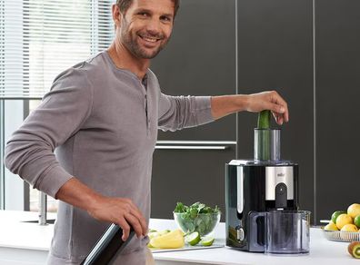 900W Spin Juicer