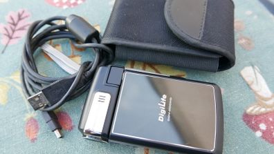 DigiLife DDV-1100HD Digital Video Camcorder