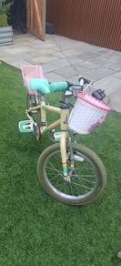 Raleigh Pop 16-inch Kids' Bike in the Cream/Teal