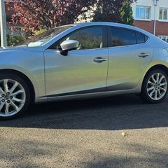 2015 Mazda 3 Platinum Edition 2.2 Saloon