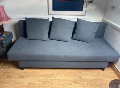 3 Seater IKEA pull out sofa