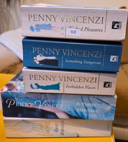 8 Penny Vincenzi novels