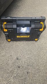 Dewalt Tstak FM battery radio