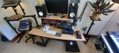 Studio desk