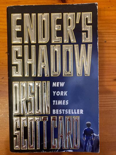 Science-Fiction books: 'The Ender's Shadow' series