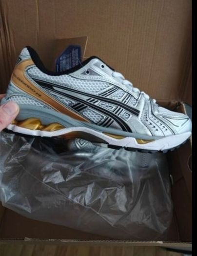 Asics Gel Kayano 14 (10)