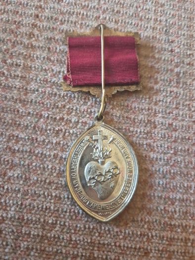 Unique Item. Late 1800s Religious Medal. Sacred Heart of Jesus. Religious.
