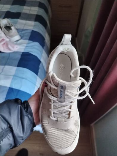 lovely Columbia waterproof runners