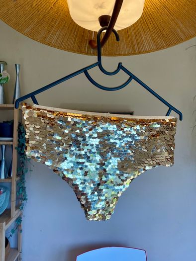Vintage Leg Avenue Gold Sequin Hotpants Size S