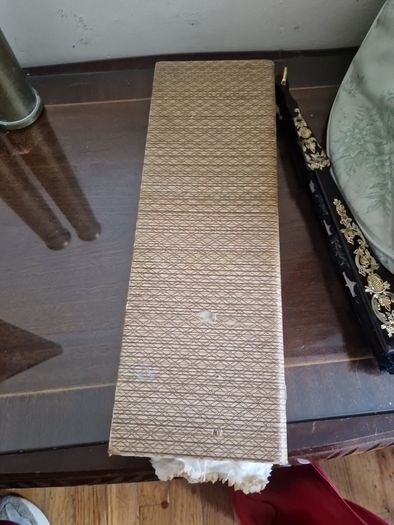 Vintage carving set