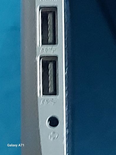 HP 15.6 inch Laptop, TPN-C130, 4GB Ram, 1 Terrabyte, Windows 10, AMD A9-9420 Radeon R5, 5 Compute Cores, 2C+3G, 3.0GHz, Microsoft Edge, Chrome. and VLC