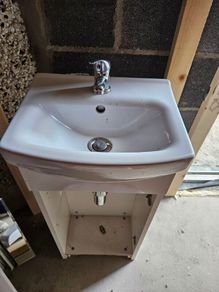cloakroom basin