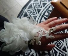 elegant gloves