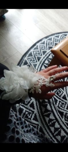 elegant gloves