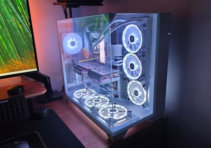 Custom Built Lian-Li White Artic Build RGB Desktop Gaming PC - Windows 11 Pro,Intel i7,3TB SSD,8GB GPU,64GB RAM,850 PSU, Corsair RGB Fans