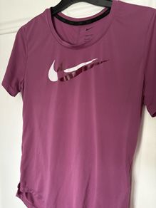 nike top