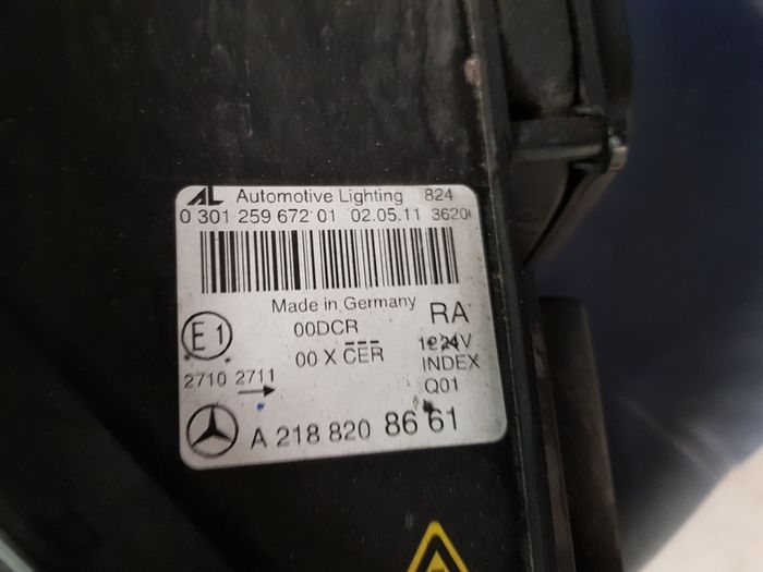 Mercedes W218 Cls Class Xenon Headlight Genuine P/n A218 820 86 61